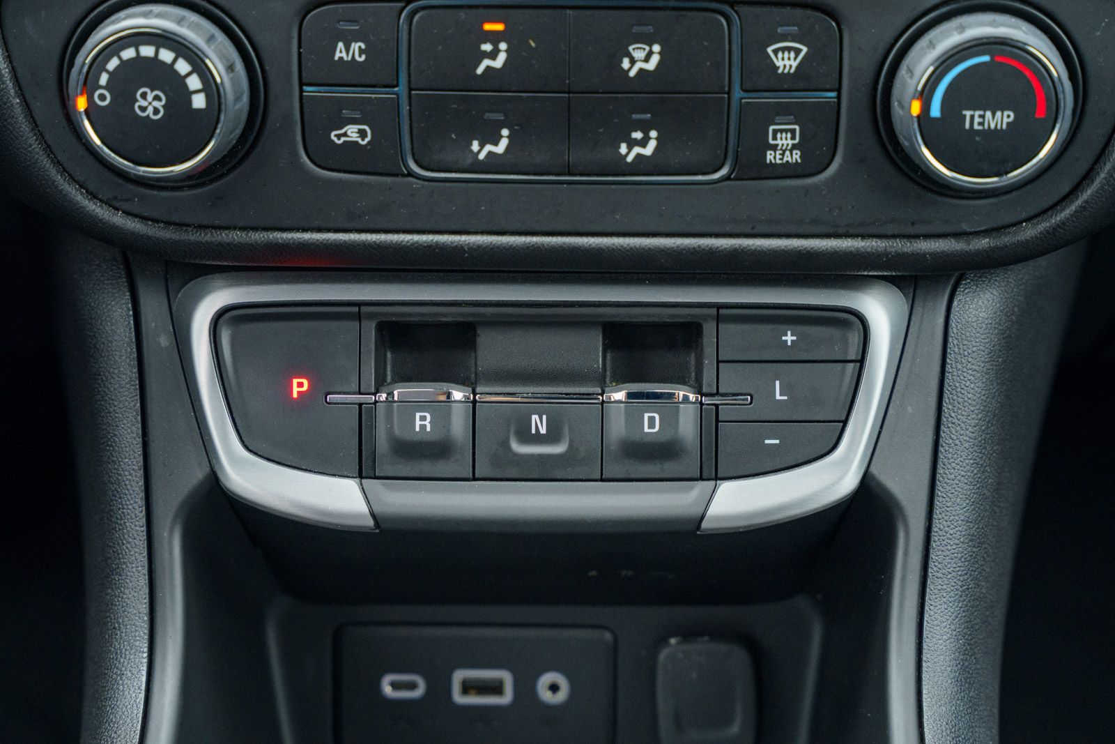 Used 2024 GMC Terrain SUV