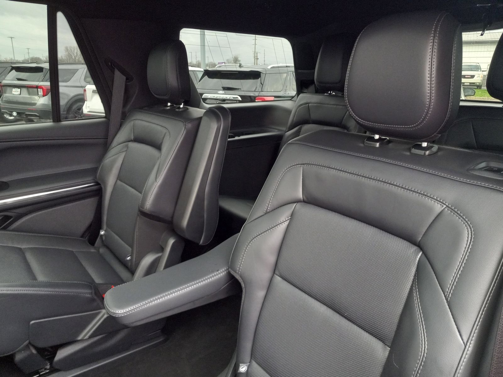 2025 Lincoln Navigator image 16