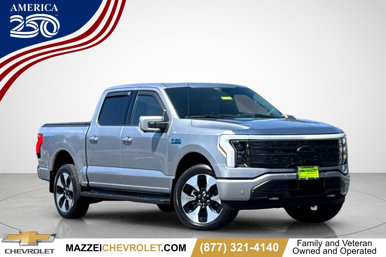 2024 Ford F-150 Lightning Platinum SuperCrew AWD