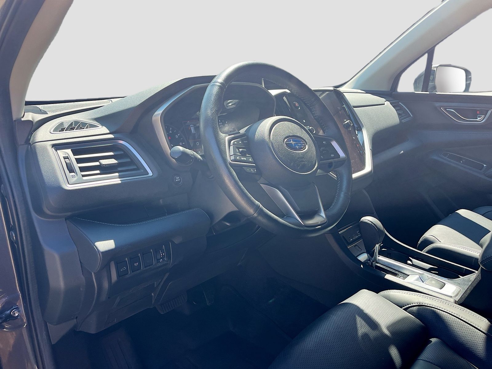 Used 2023 Gray Subaru Limited image 9