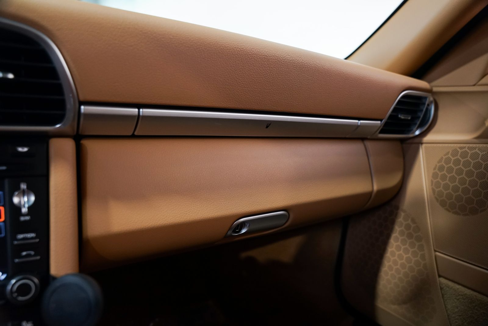 2012 Porsche 911 Carrera 4 GTS — photo 16