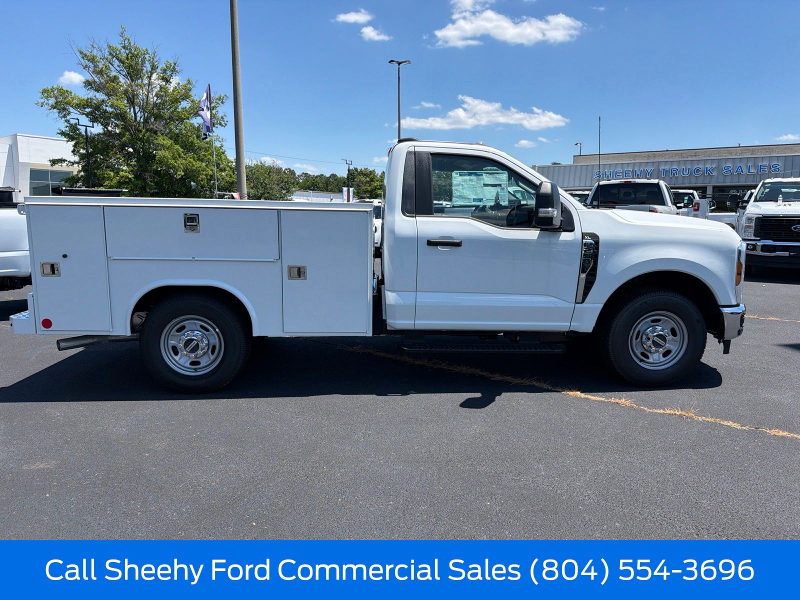New 2026 Oxford White Ford XL image 5