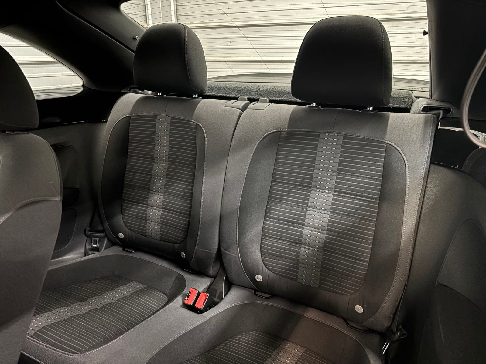 2014 Volkswagen Beetle R-Line - Photo 24