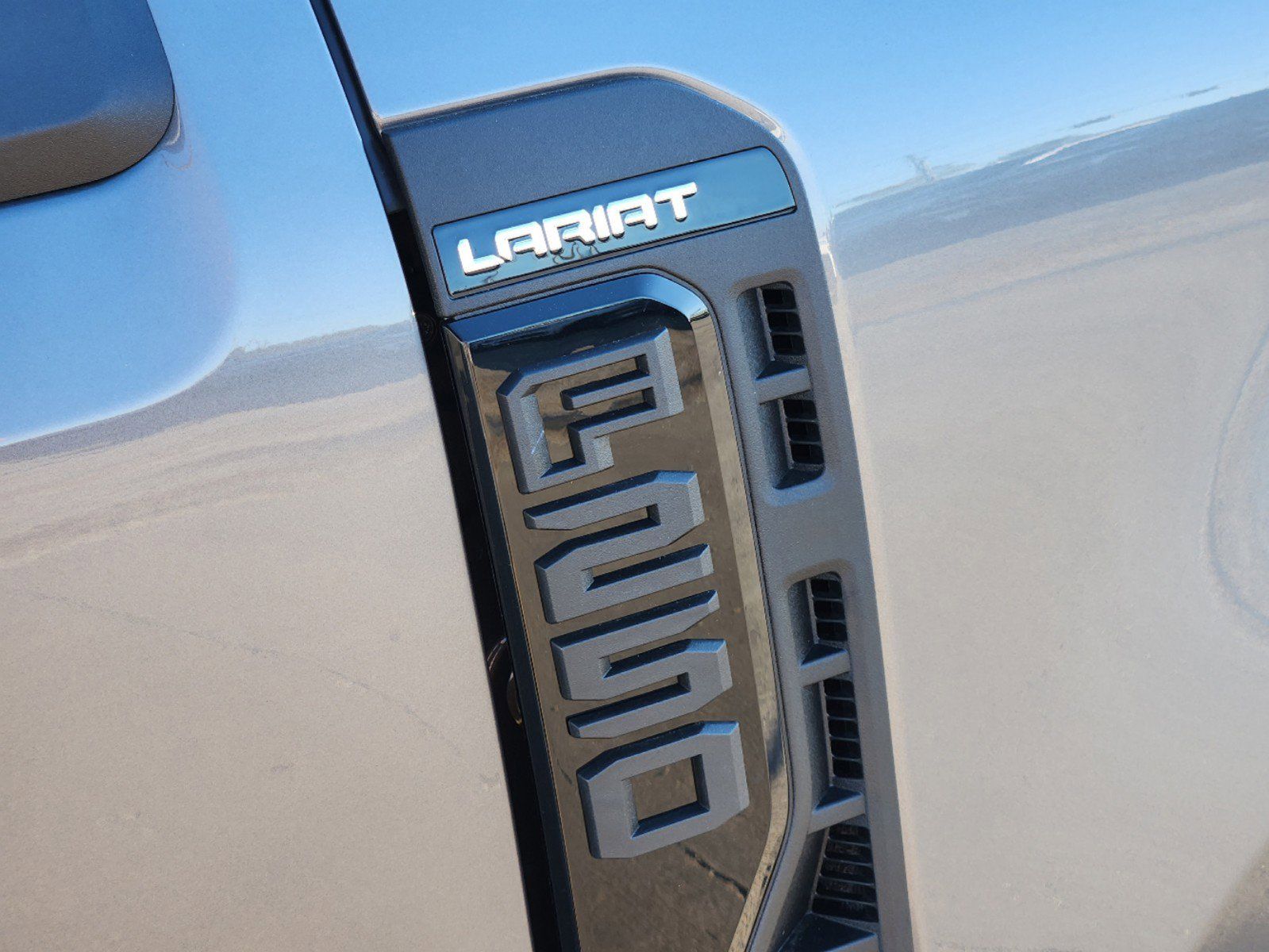 2024 Ford F-250SD Lariat 9