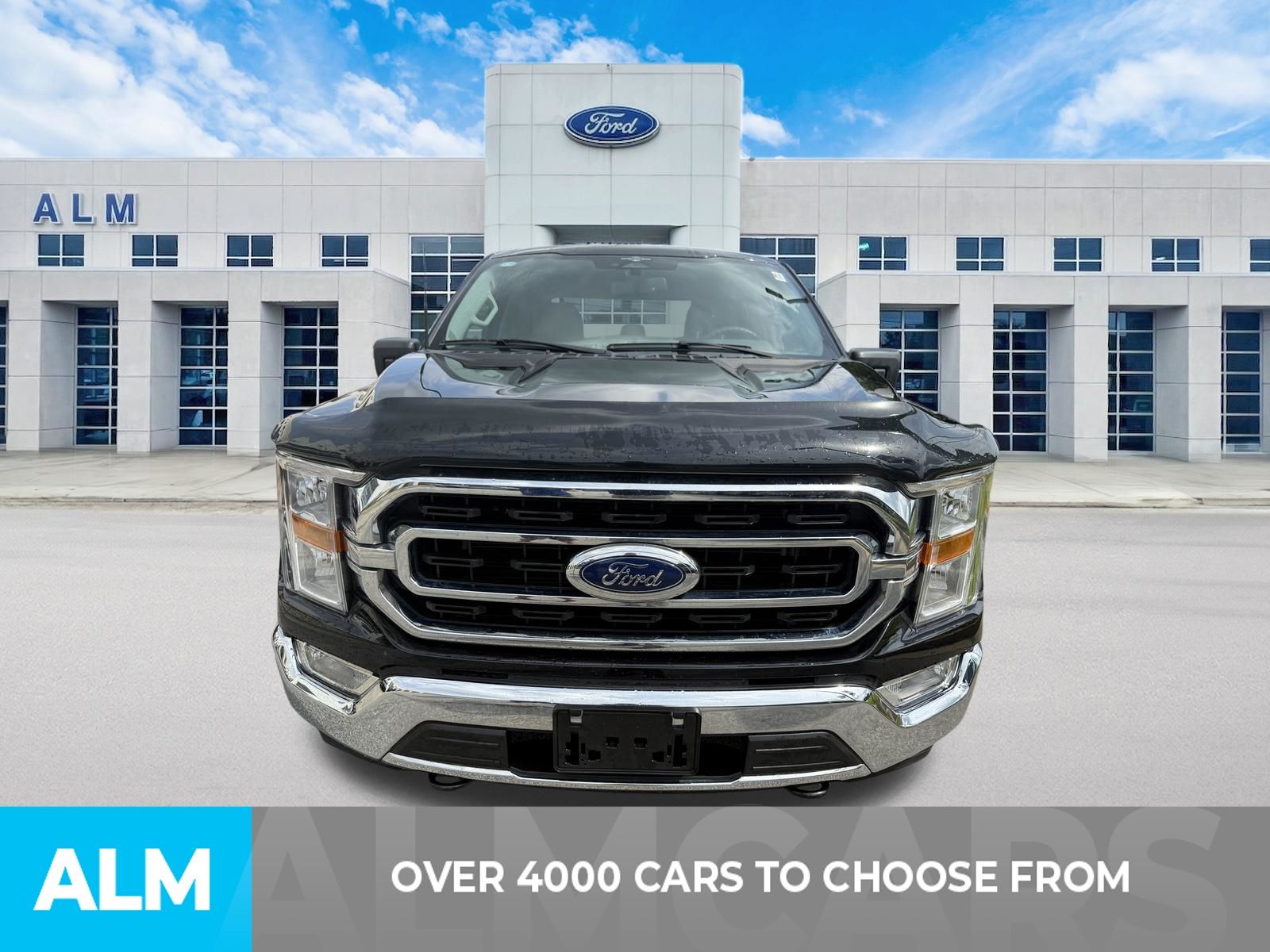 Used 2023 Black Ford XLT image 2