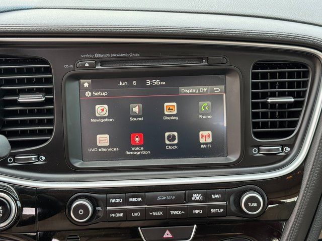 Used 2015 Black Kia EX image 21