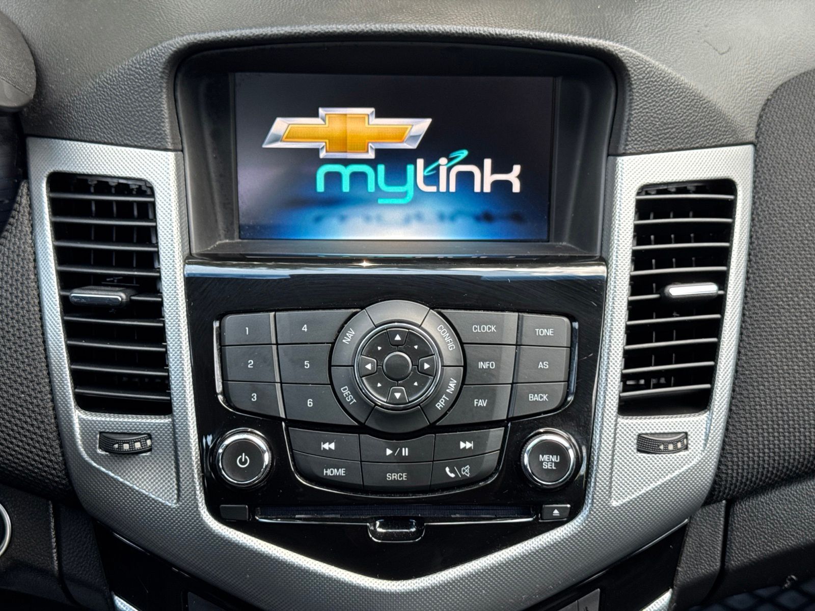 Used 2016 Champagne Silver Chevrolet LTZ image 21