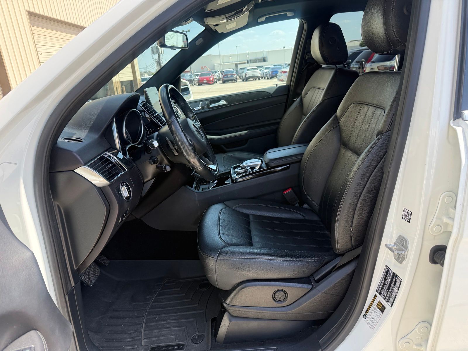 car-gallery-2