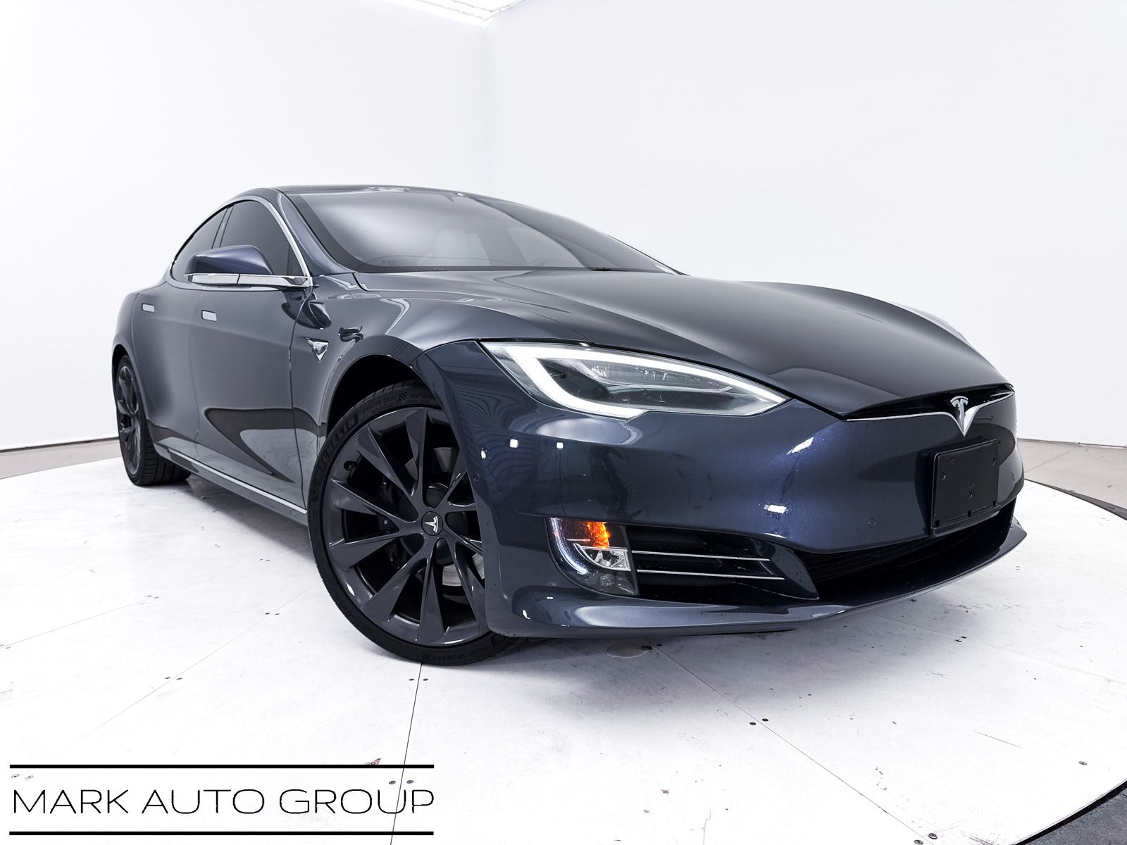 2020 Tesla Model S Long Range Plus