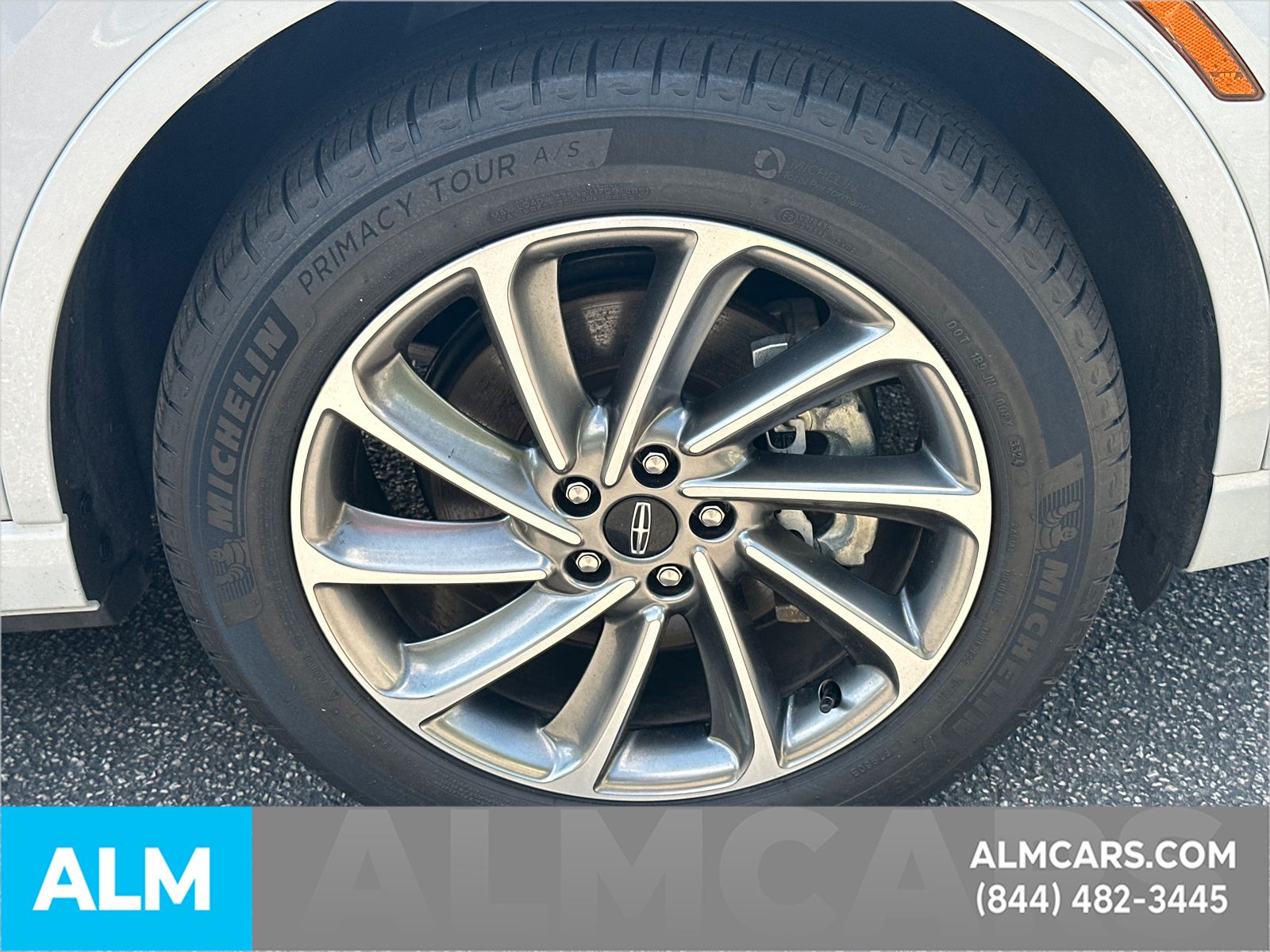 Used 2025 White Lincoln Grand Touring image 14