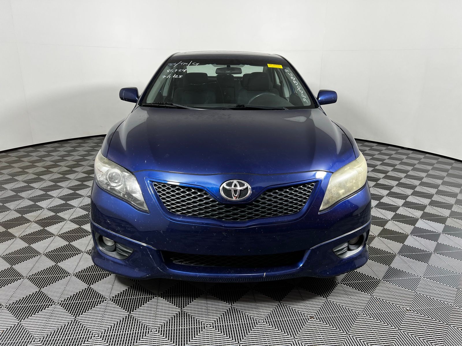 Thumbnail: 2010 Toyota Camry - 2