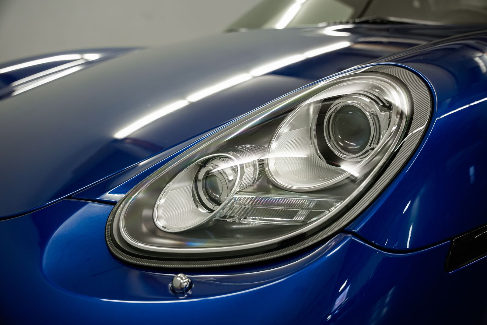 2011 Porsche Boxster Spyder — photo 32