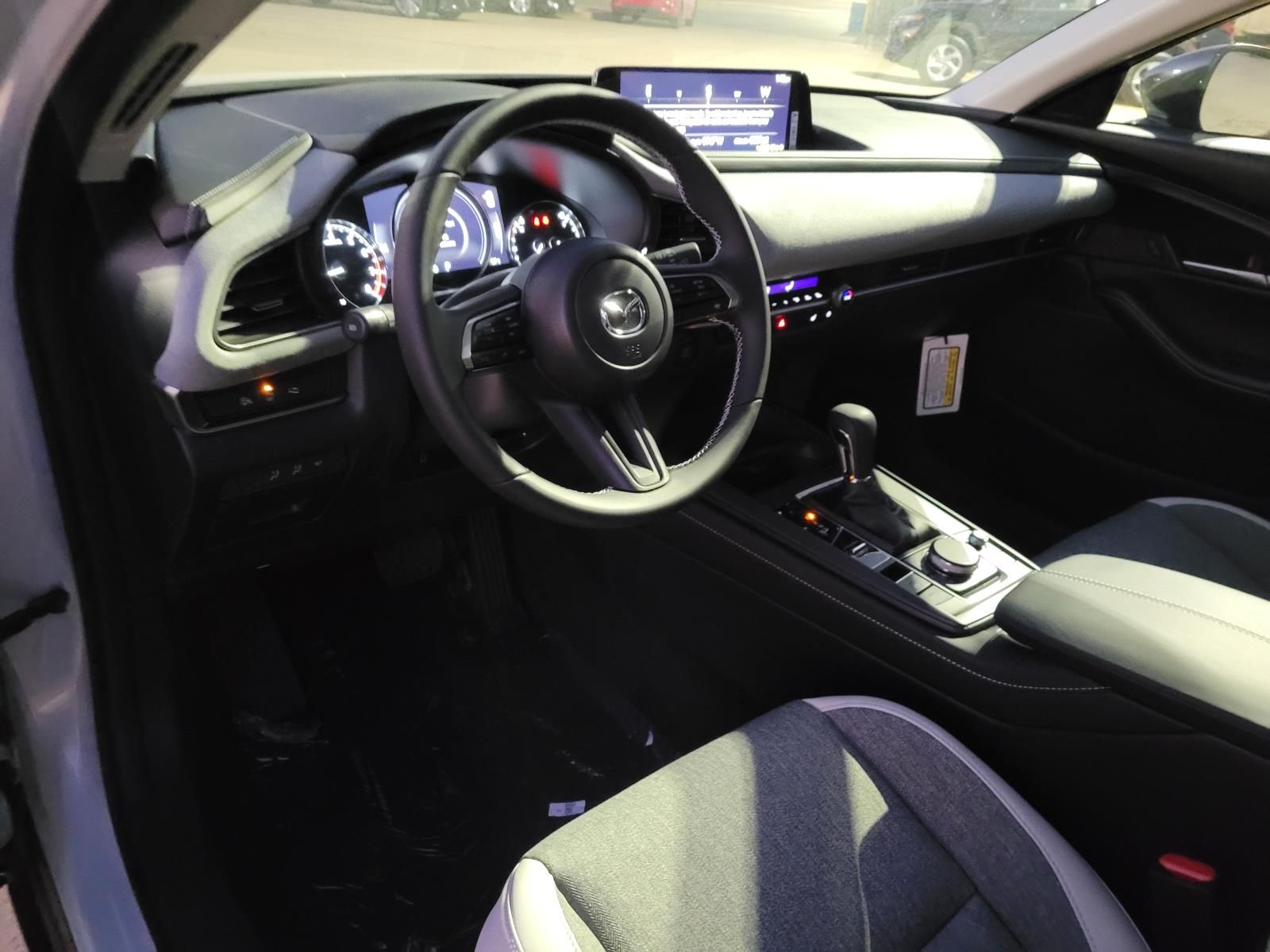 2026 Mazda CX-30 Aire Edition - Photo 6
