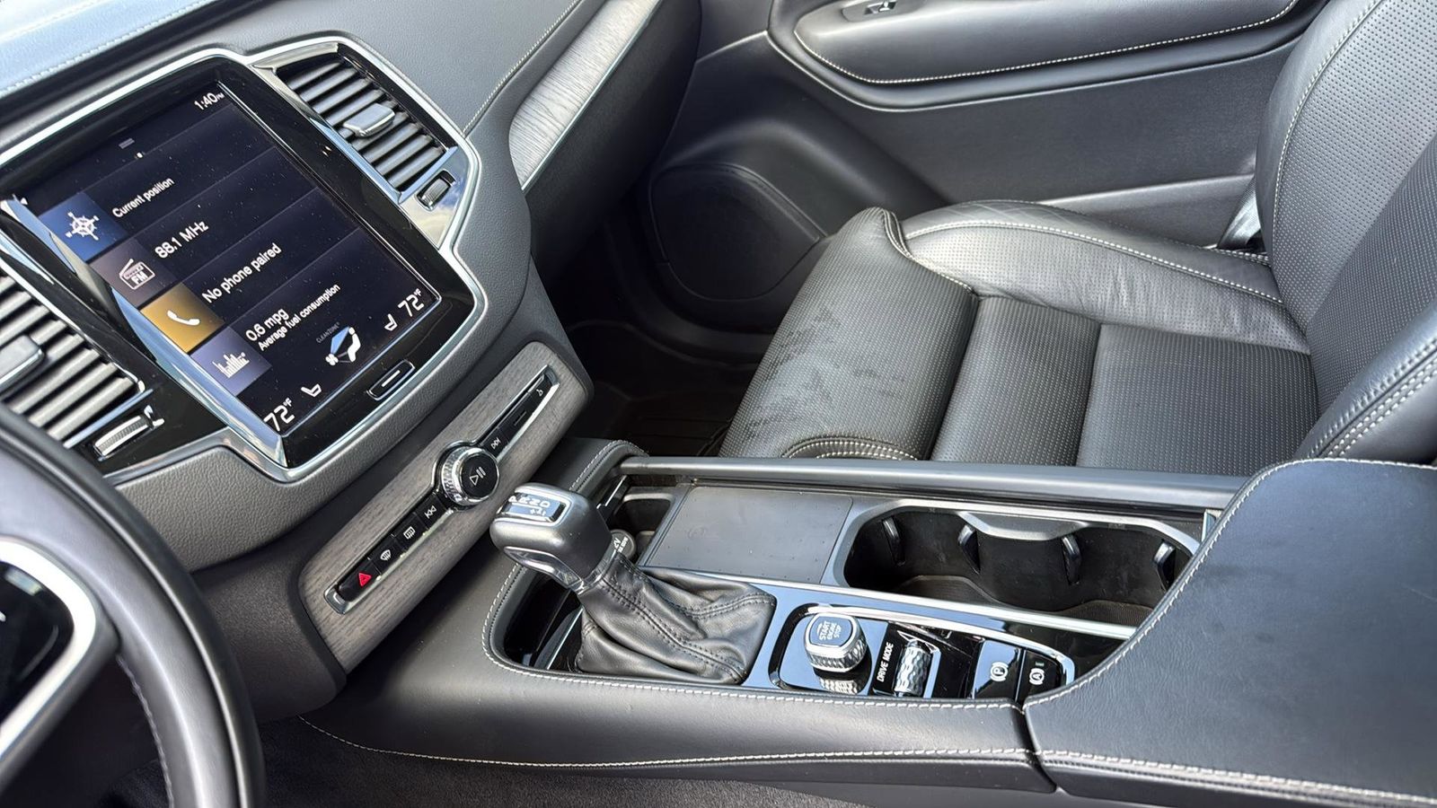 Used Car 2021 Volvo Xc90  T6 Inscription For Sale Under $35,000 In Austin, Texas