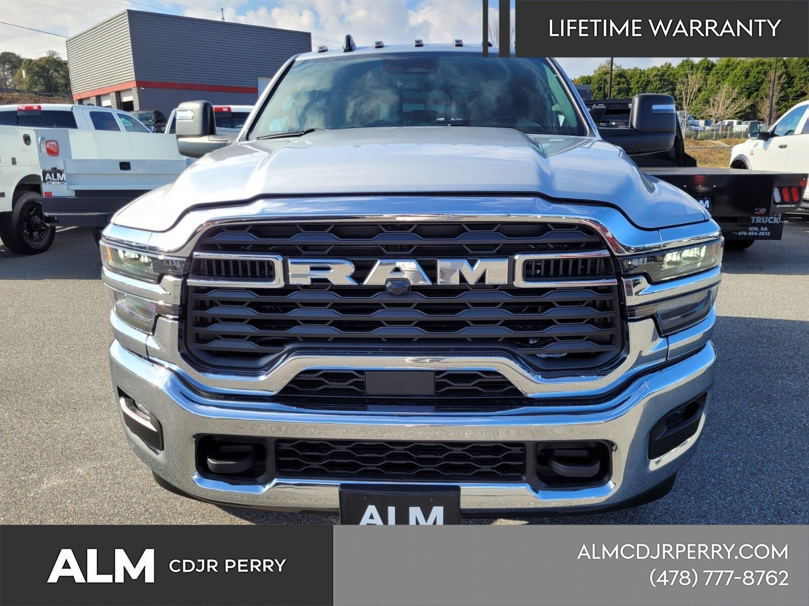 New 2026 Silver-Zynith Exterior Paint RAM Tradesman image 15