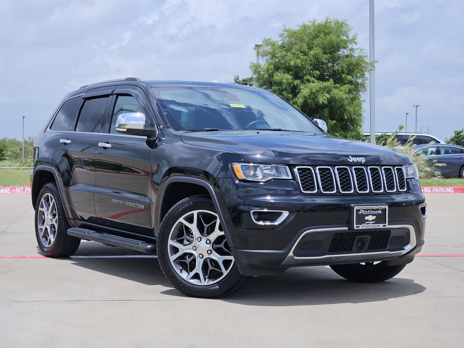 Diamond Black Crystal Pearlcoat 2020 Jeep Grand Cherokee SUV / Crossover 4X2 8-Speed Automatic