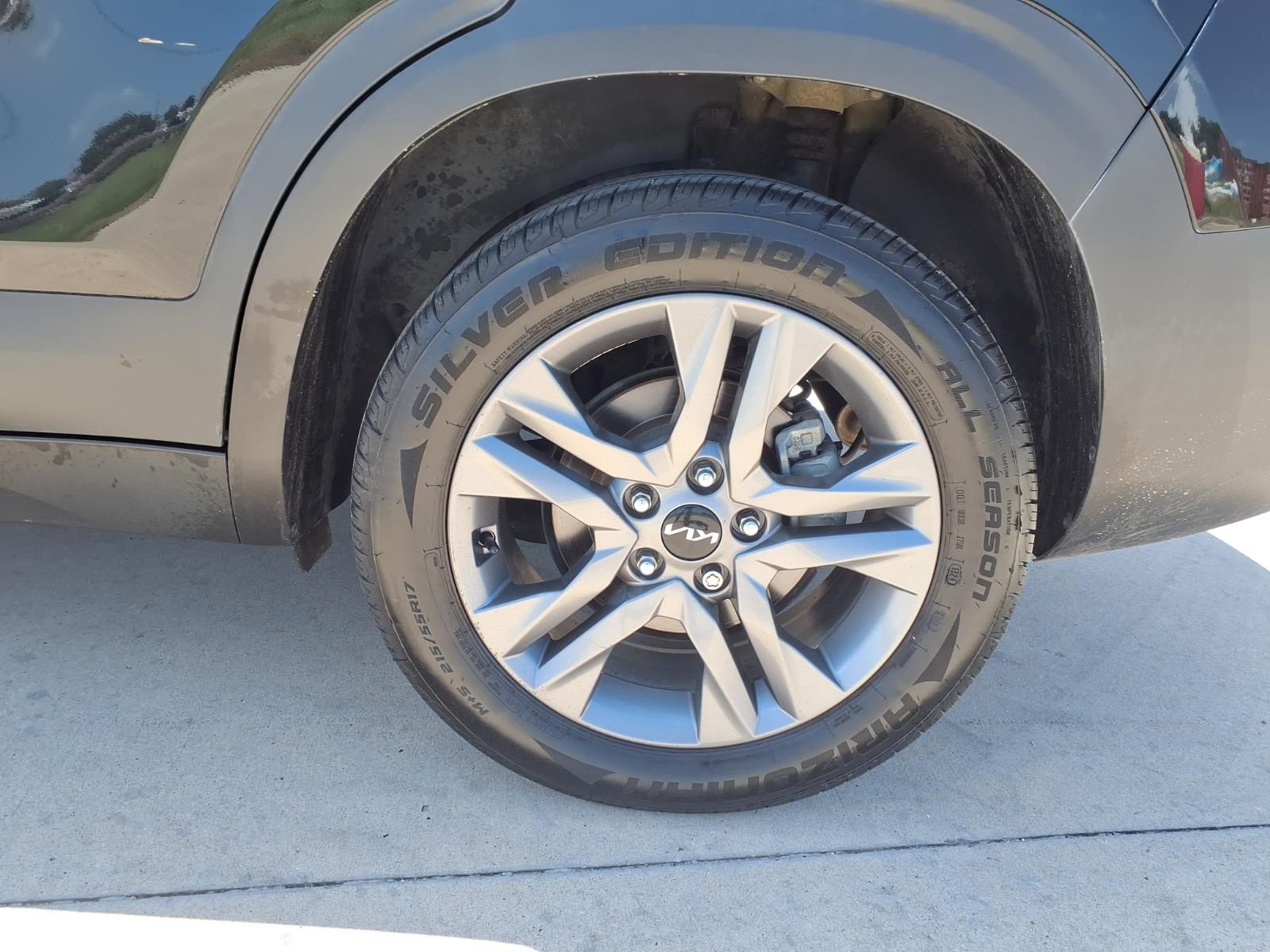 2022 Kia Seltos LX Black at DeMontrond Auto Country