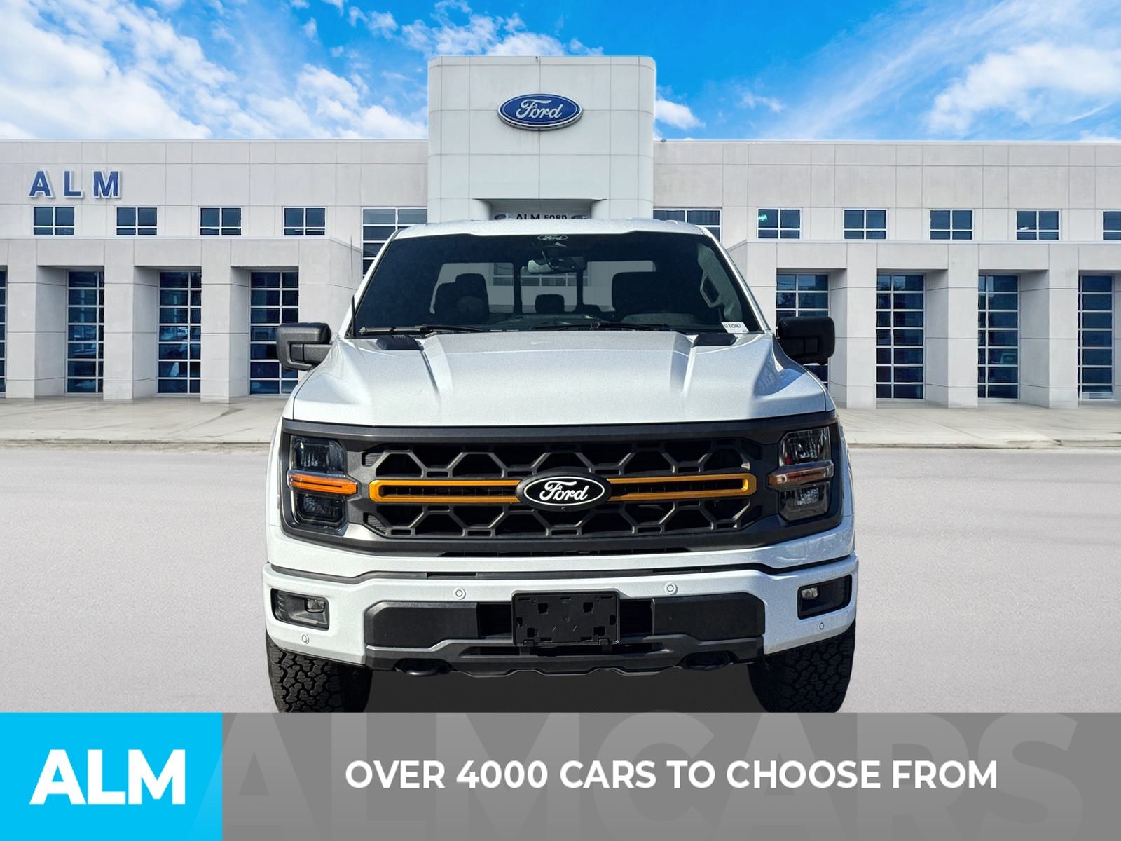 Used 2025 Oxford White Ford Tremor image 2
