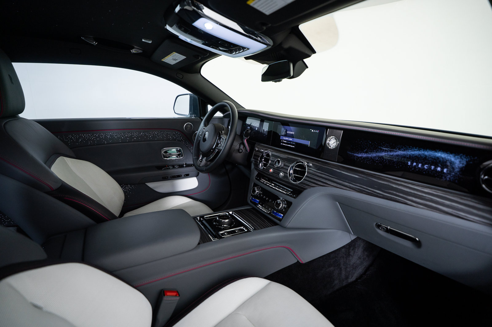 2024 Rolls-Royce Spectre — full photo 40 of 54