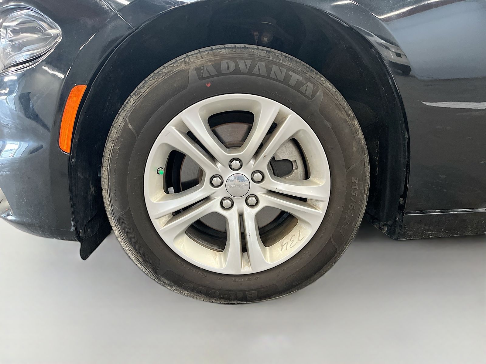 Used 2023 Black Dodge SXT image 27