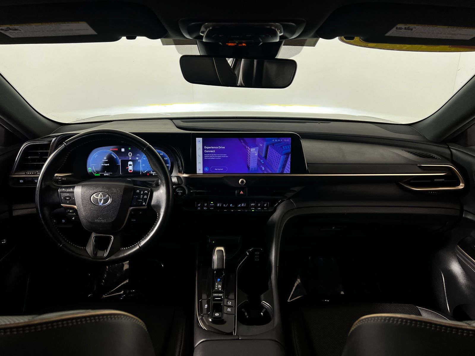Thumbnail: 2025 Toyota Crown - 25