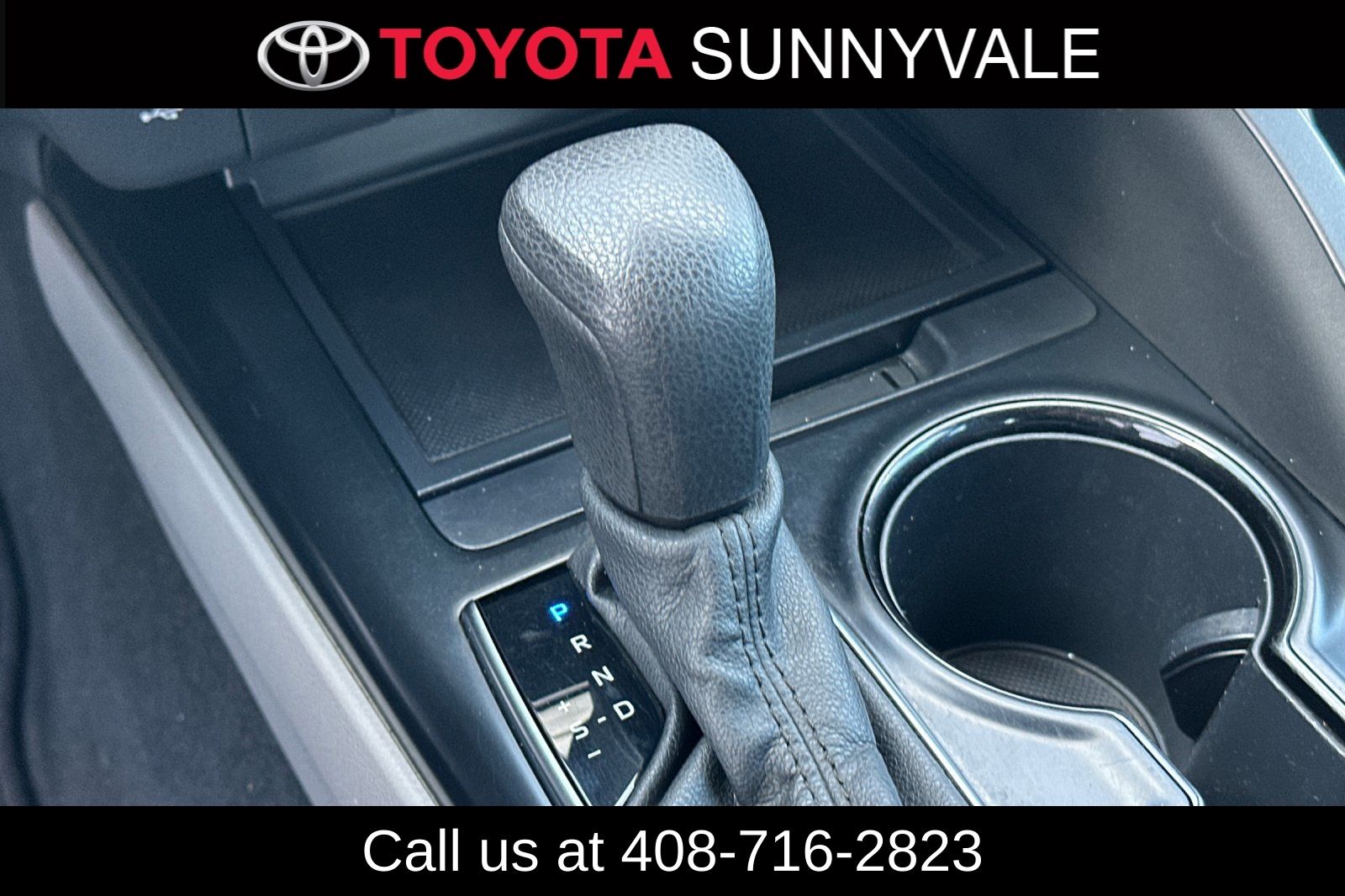 Used 2020 Toyota Camry Hybrid Sedan
