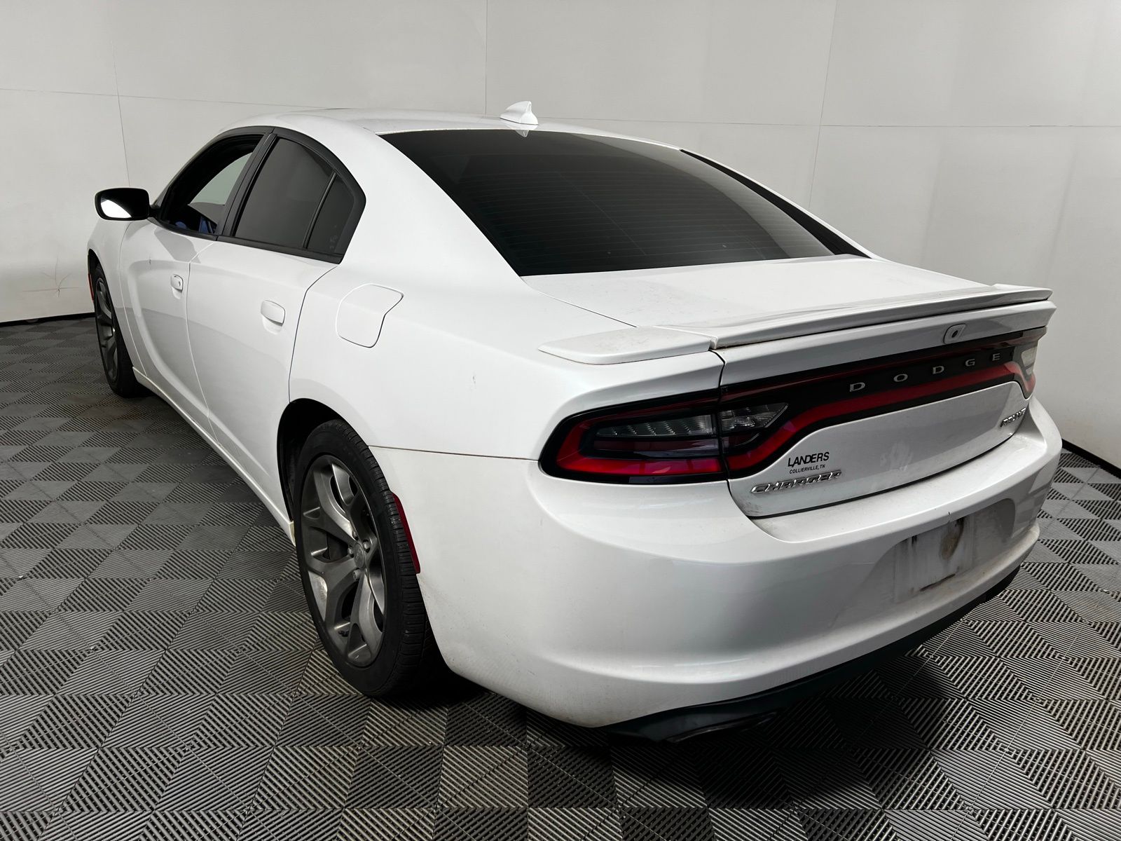 Thumbnail: 2016 Dodge Charger - 7