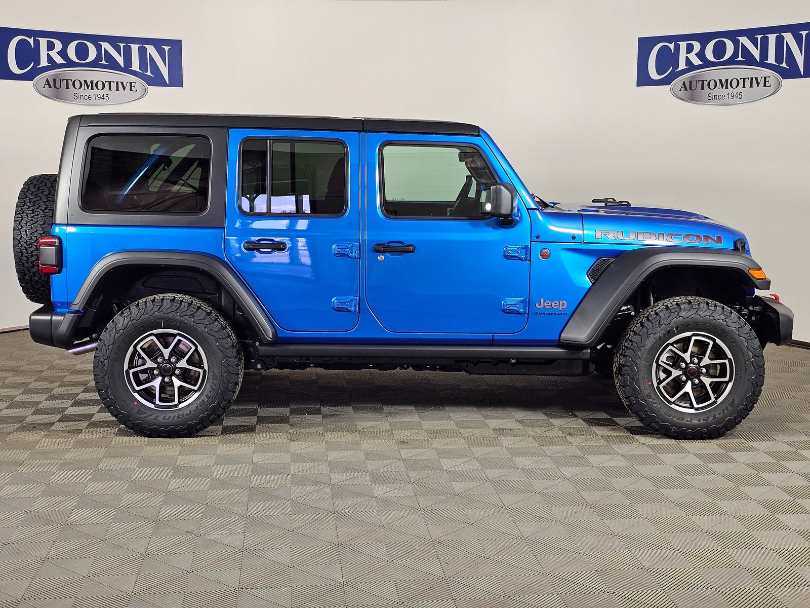 View vehicle photo 6