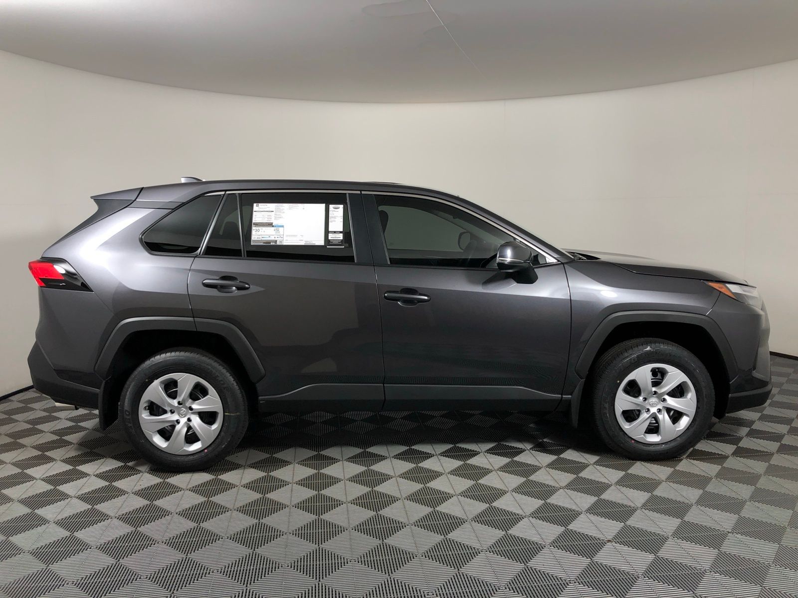Thumbnail: 2025 Toyota RAV4 - 4
