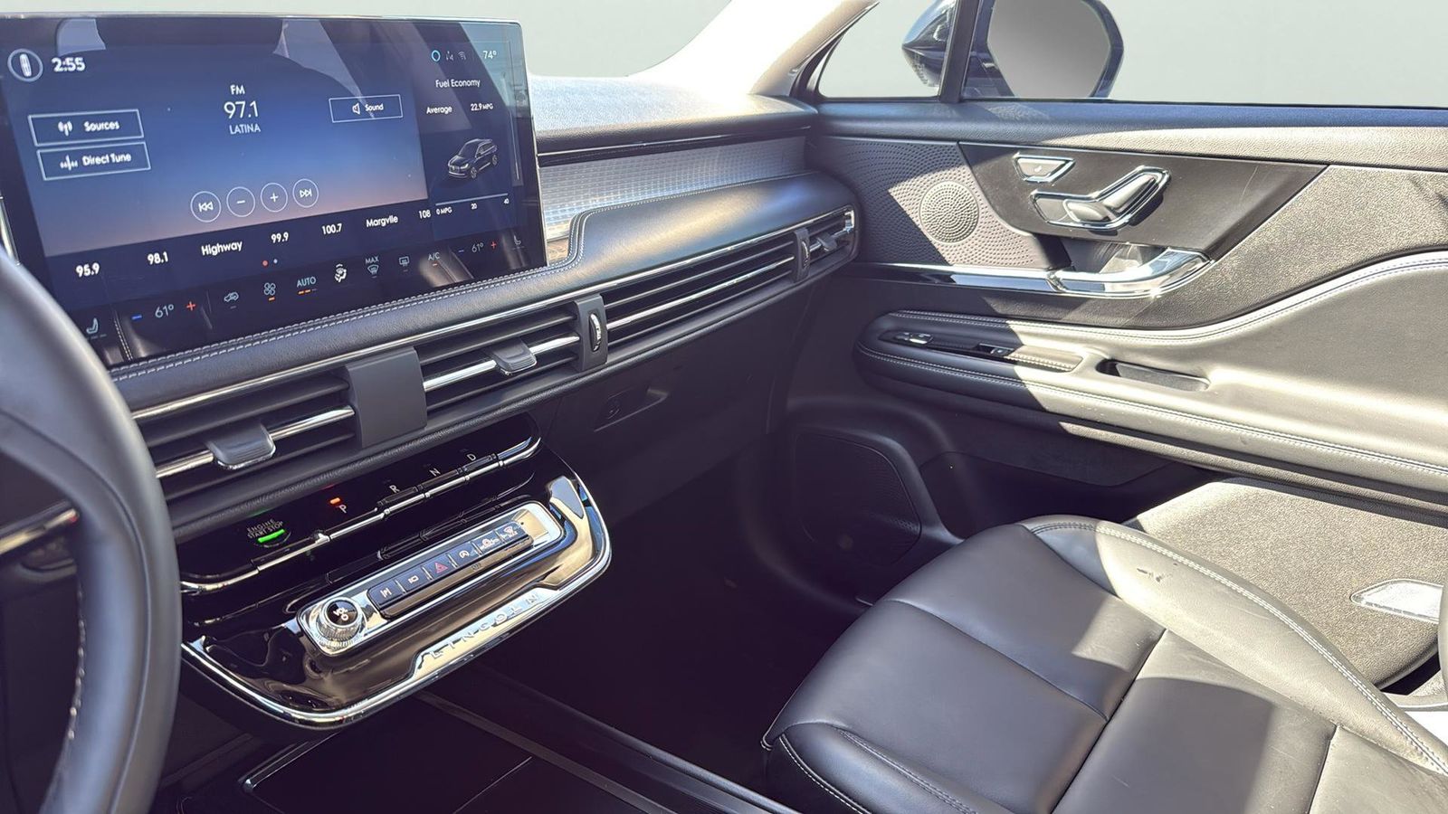 Used Car 2024 Lincoln Corsair  Premiere For Sale Under $35,000 In Austin, Texas