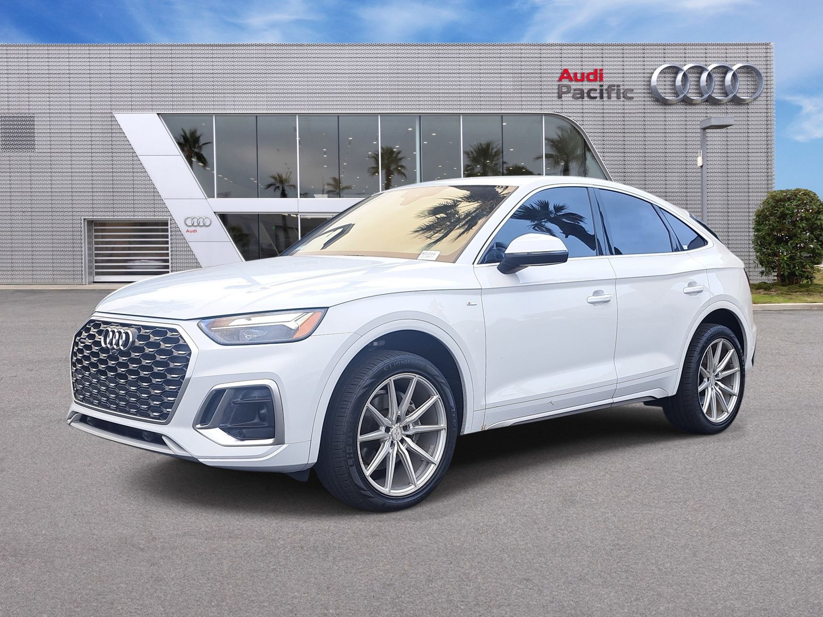Glacier White Metallic 2021 Audi Q5 Sportback quattro Premium 45 TFSI AWD Sedan All-Wheel Drive 7-Speed Automatic