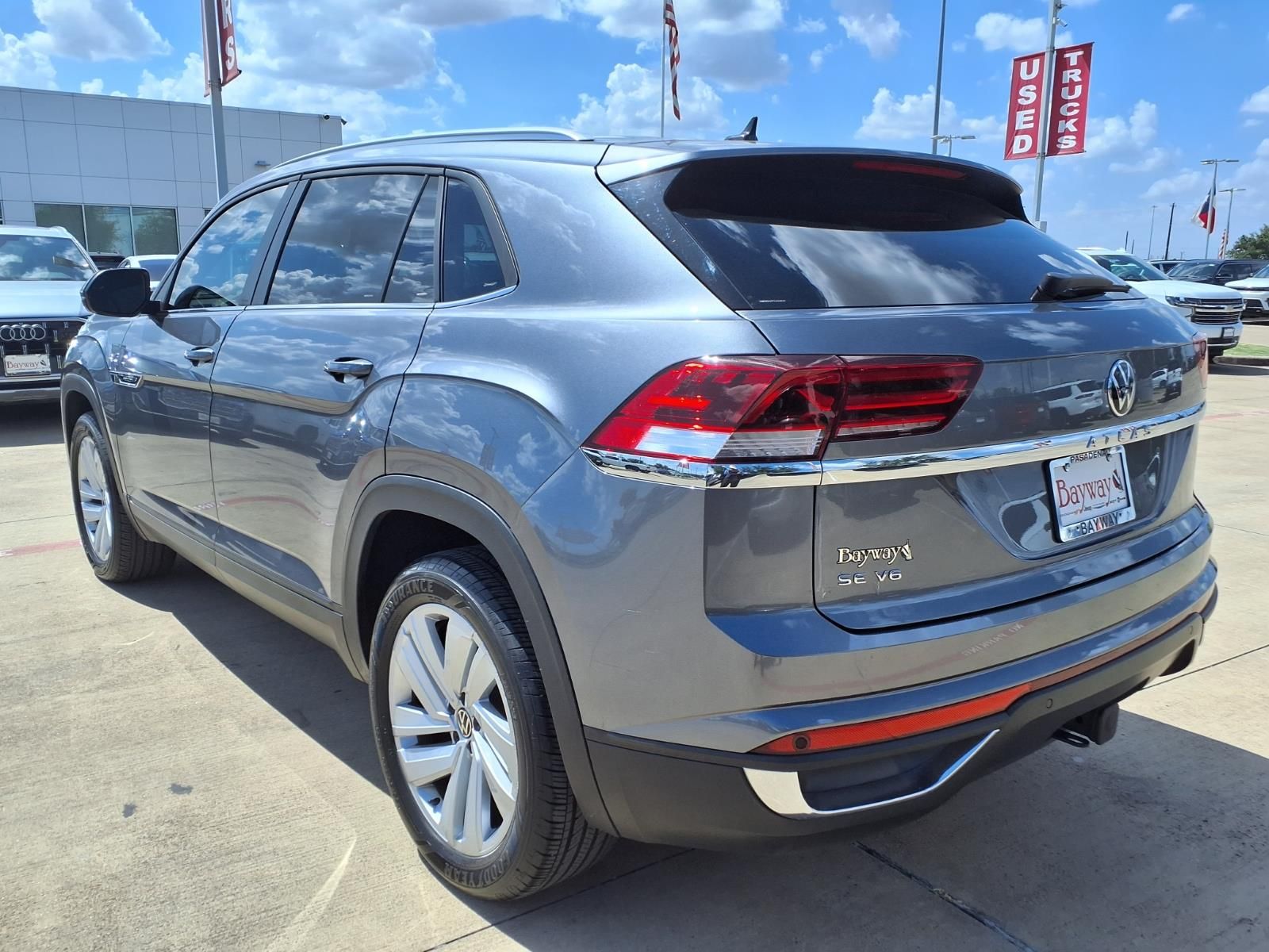 2023 Volkswagen Atlas Cross Sport 3.6L V6 SE w/Technology Gray at Toyota of Victoria