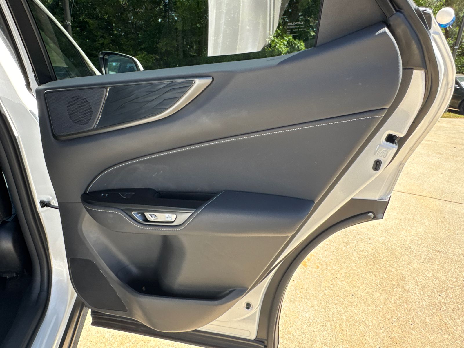 Used 2024 White Lexus 350 Premium image 16