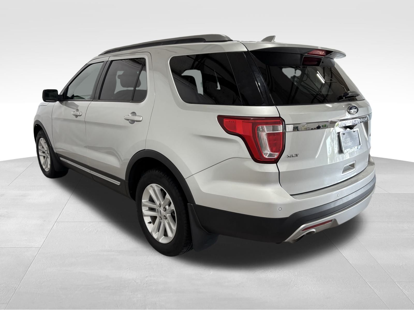 Used Car 2017 Ford Explorer  Xlt For Sale Under $20,000 In Austin, Texas