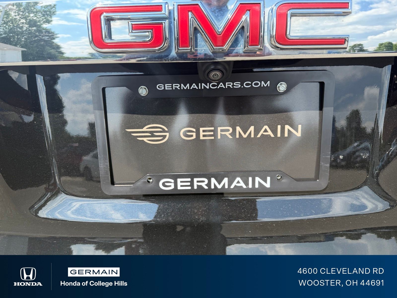 Used 2023 Black GMC SLE image 11