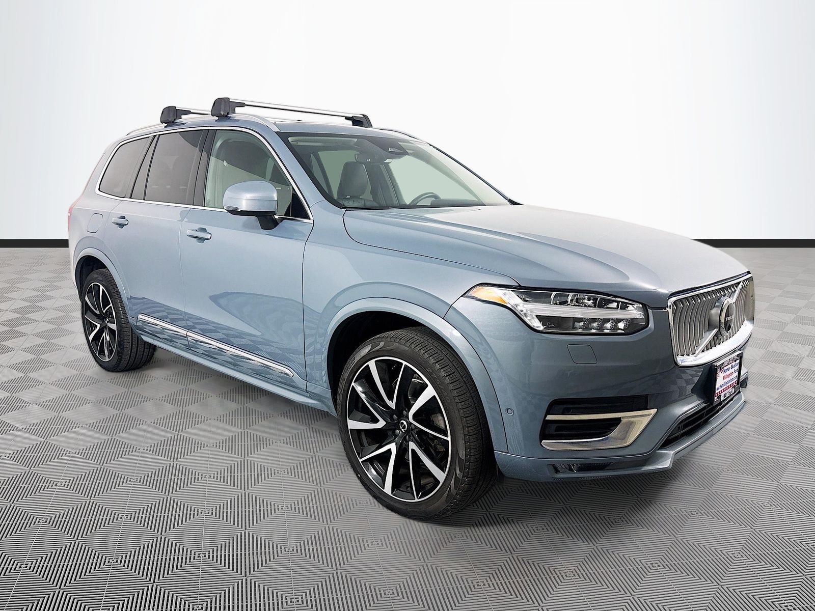 2023 Volvo XC90 B6 Plus Bright Theme 7-Passenger AWD