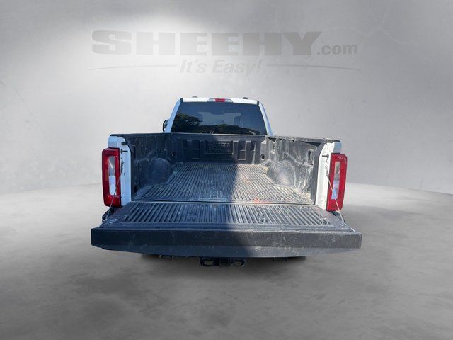 Certified Used 2025 Oxford White Ford XLT image 23