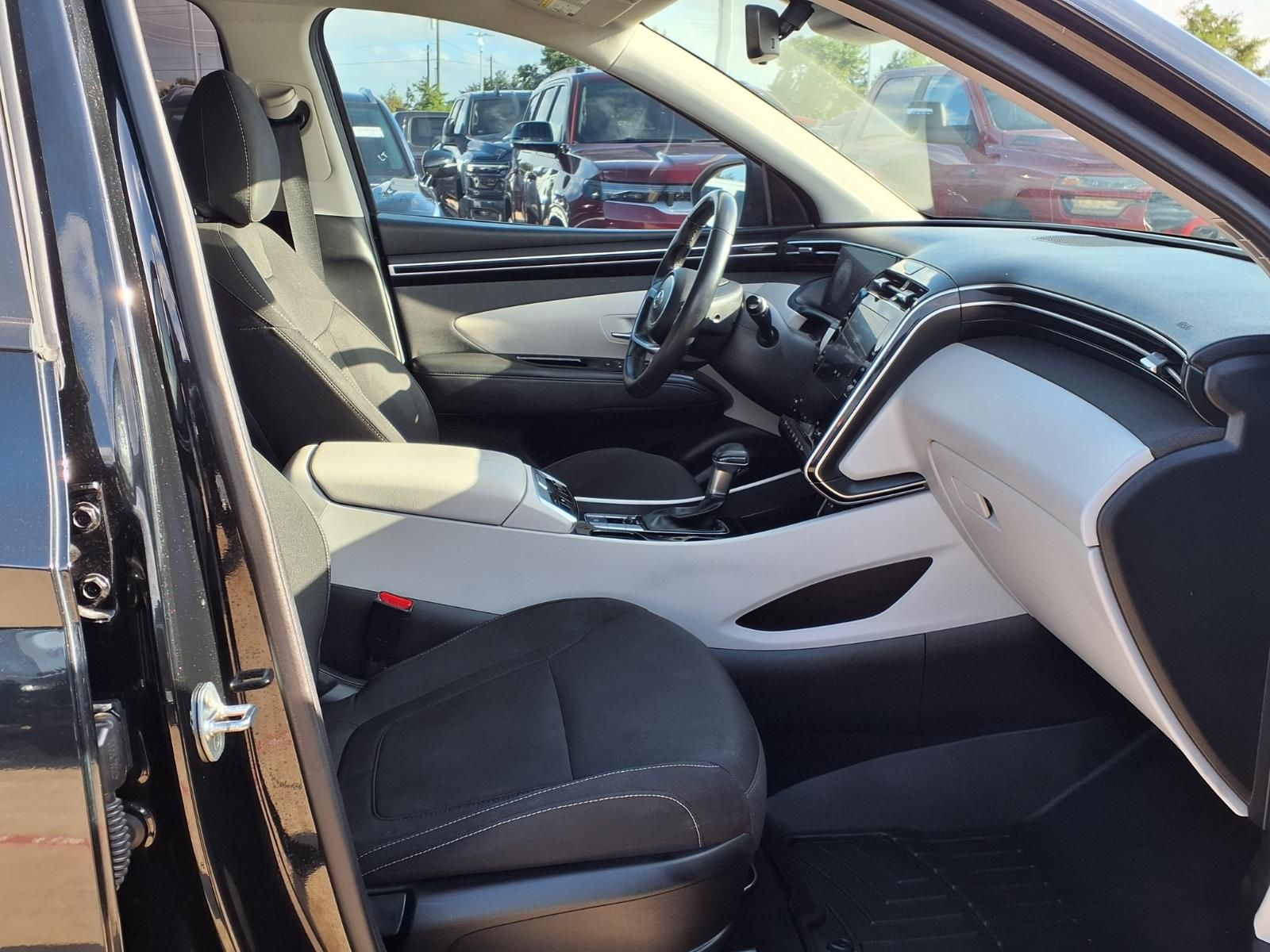 2022 Hyundai Tucson SEL Black at Genesis of Spring