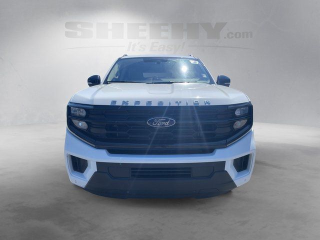 Certified Used 2025 Oxford White Ford Active image 7
