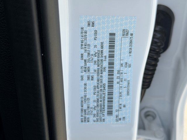 New 2025 Oxford White Ford XLT image 31