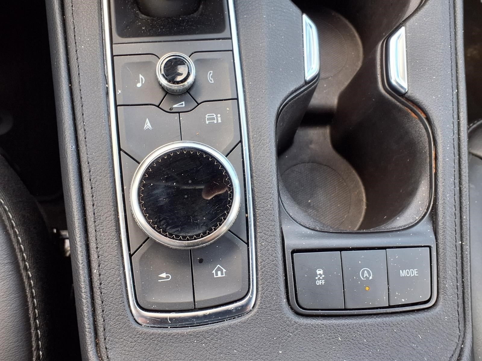2025 Cadillac XT4 Premium Luxury Silver at AutoSavvy Houston Southwest