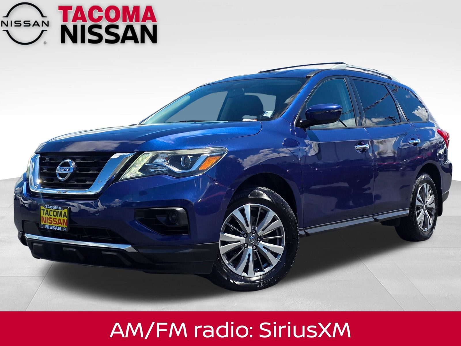 Caspian Blue 2017 Nissan Pathfinder SUV / Crossover Front-Wheel Drive Continuously Variable Transmission
