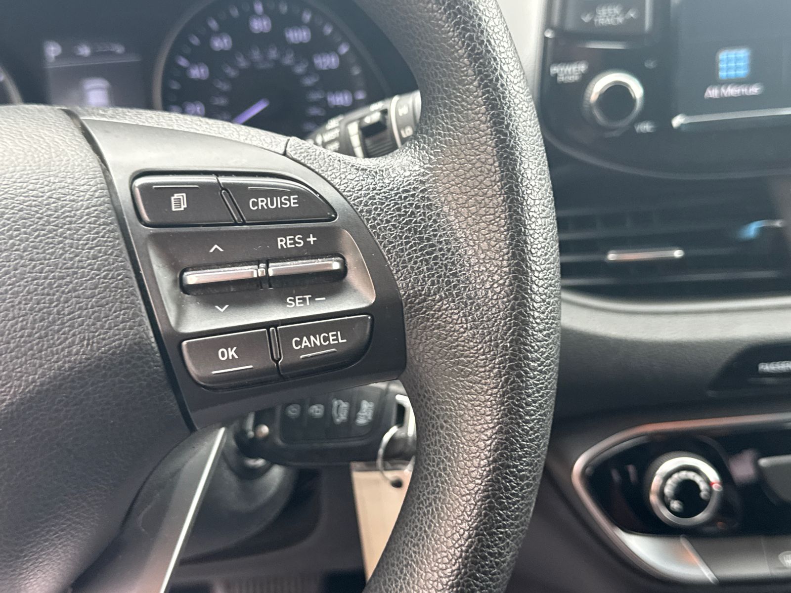 Used 2018 Black Hyundai Base image 25