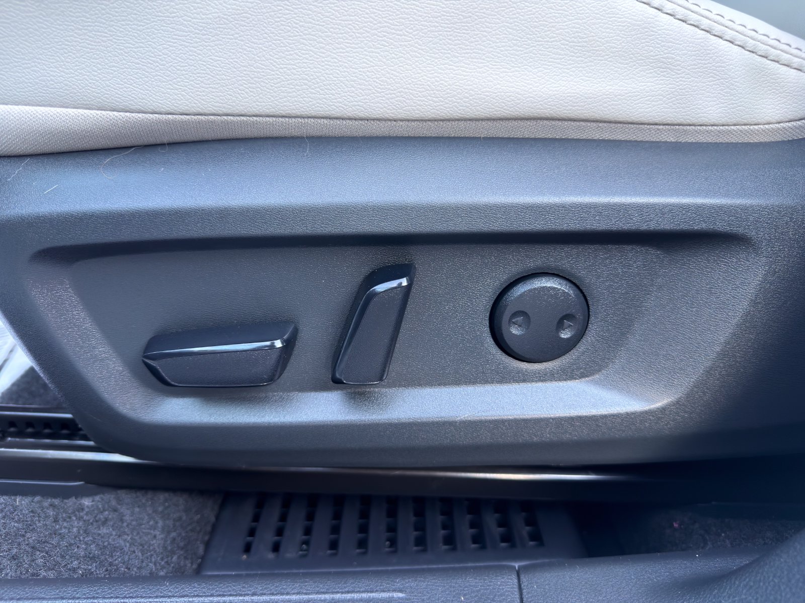 Used 2024 Nissan Rogue SUV