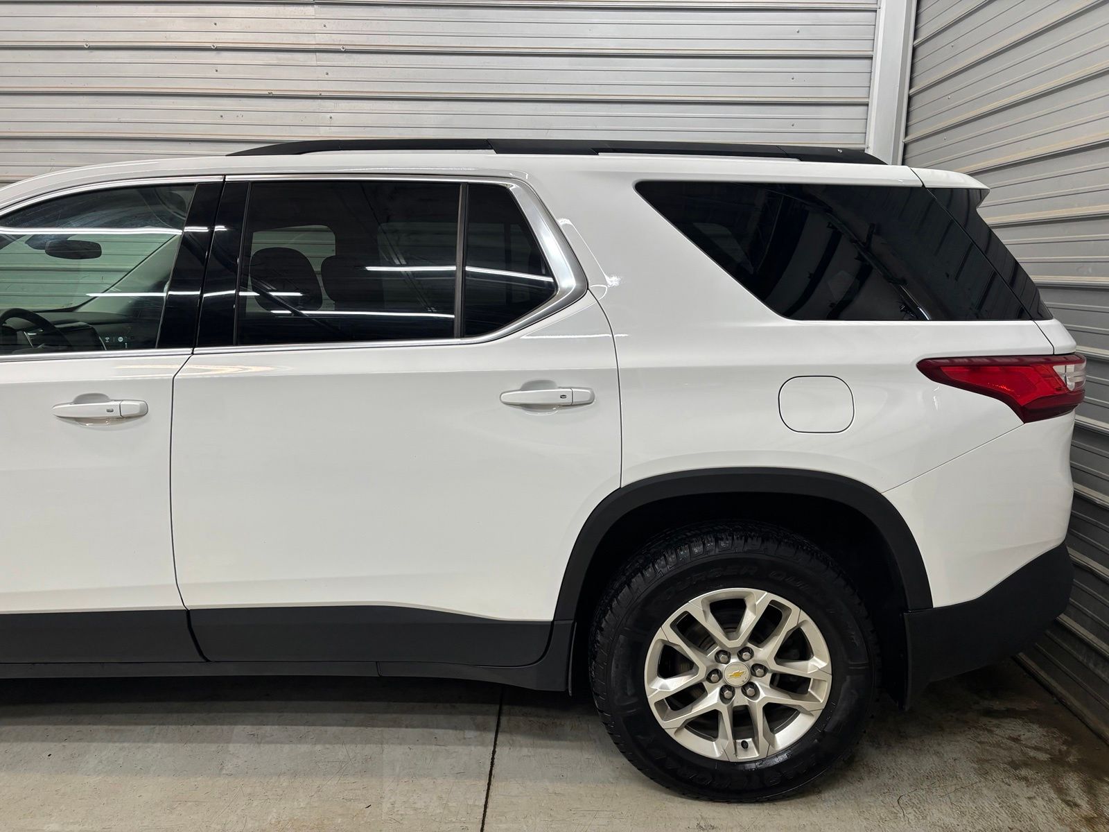 Photo 5 of 2020 Chevrolet Traverse LT Cloth