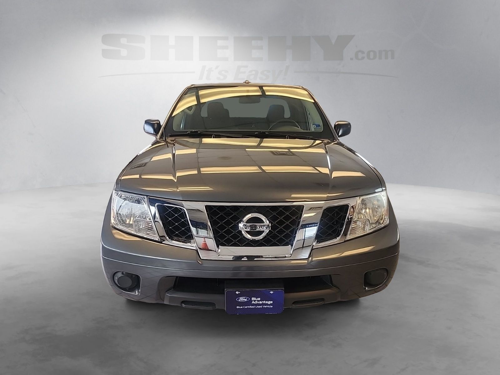 Used 2017 Gun Metallic Nissan SV image 18