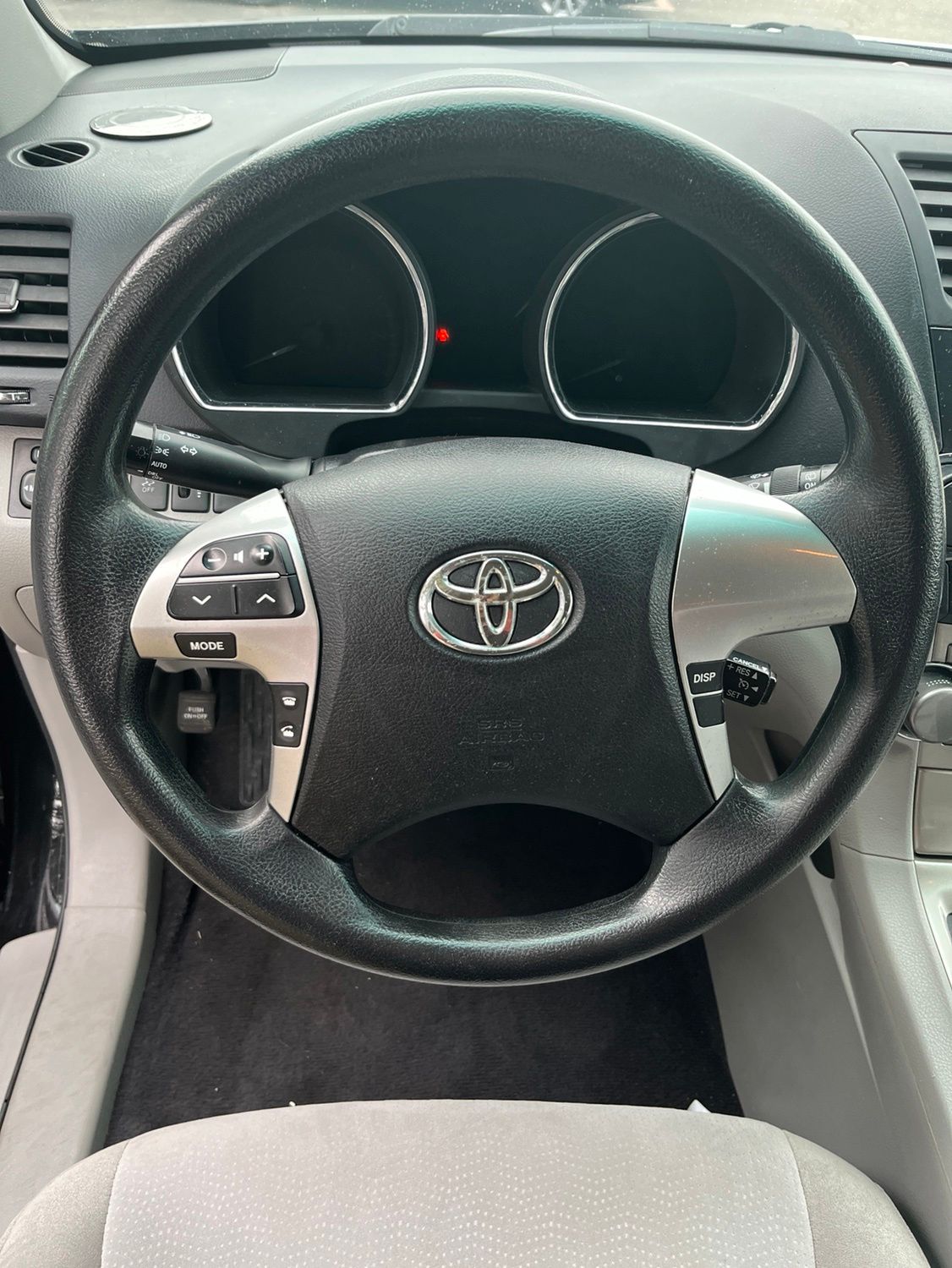 Used Car 2013 Toyota Highlander  For Sale Under $12,000 In Austin, Texas