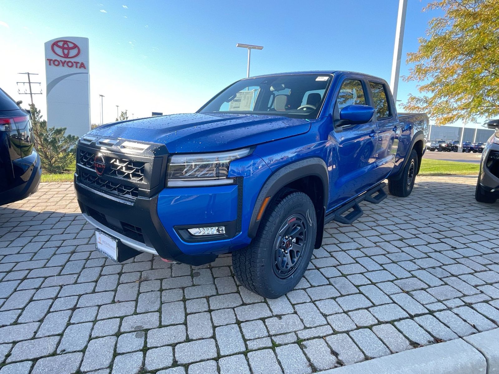 2025 Nissan Frontier PRO-4X 7