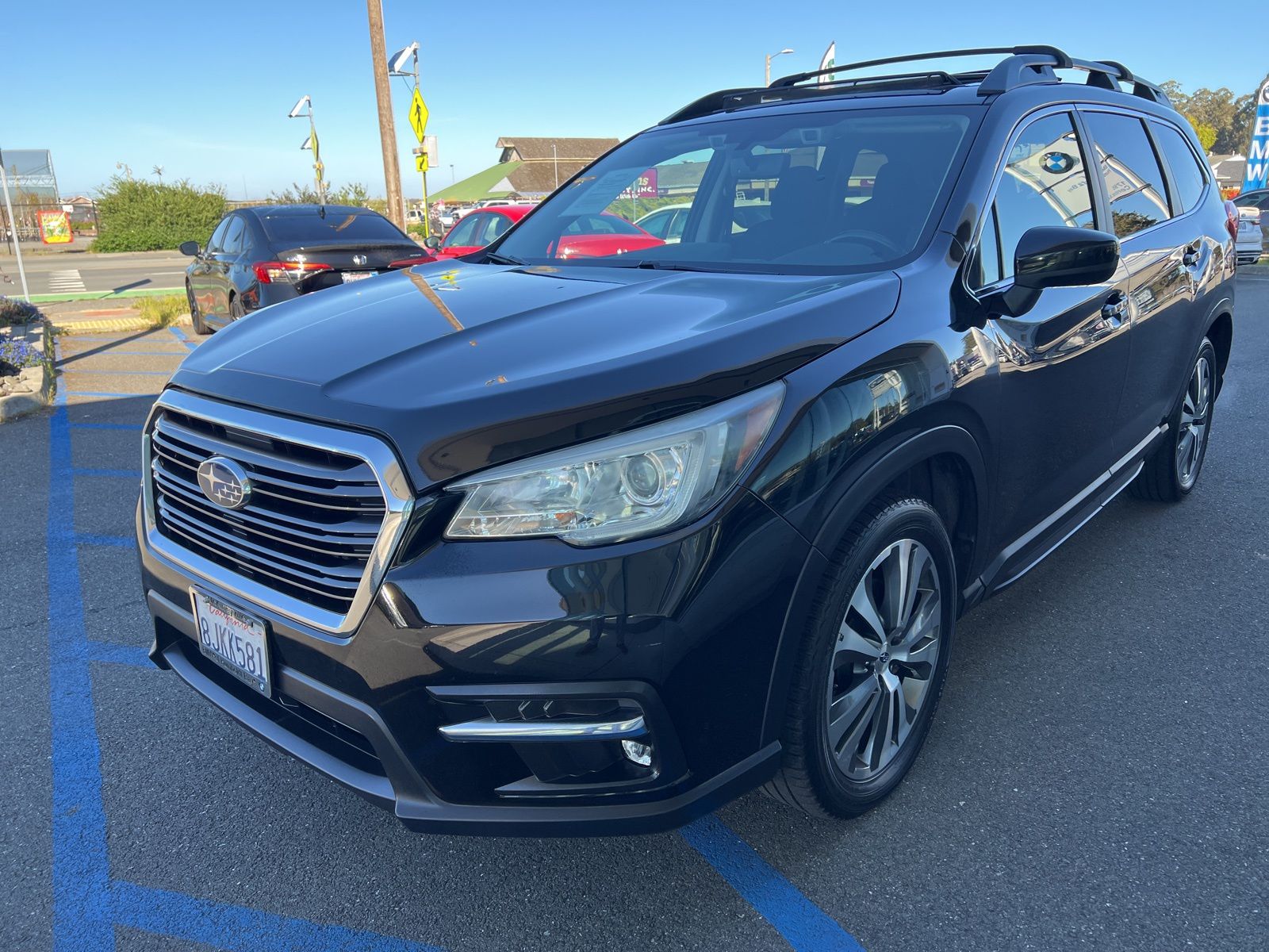 View vehicle photo 2