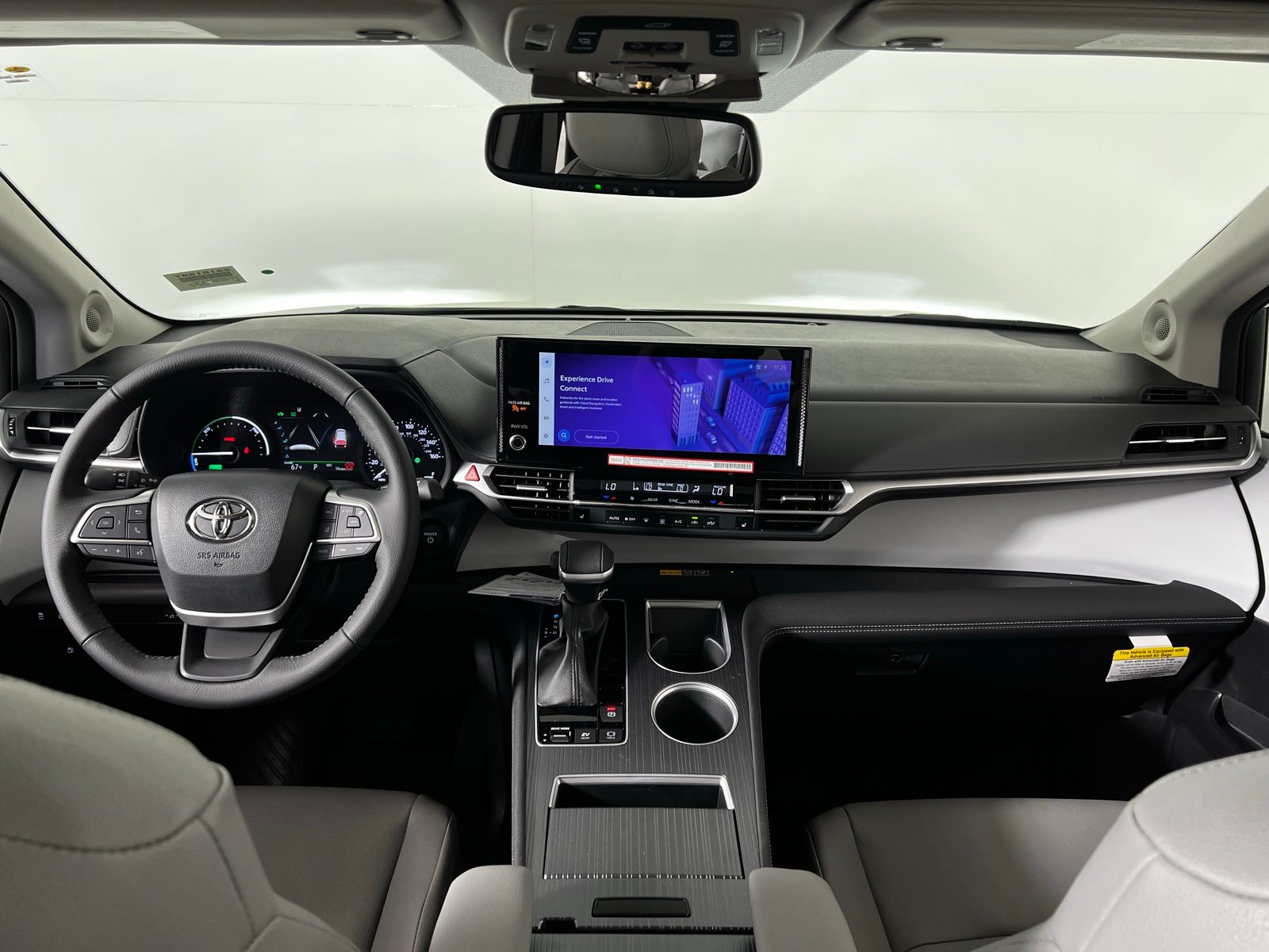 Thumbnail: 2026 Toyota Sienna - 23